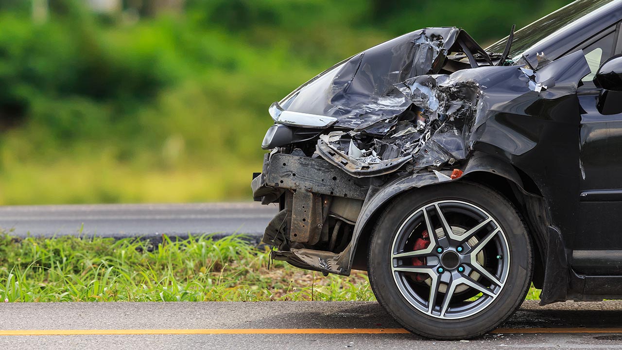 major and minor accident
